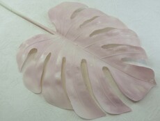Ветка искусственная лист монстеры (розовый)