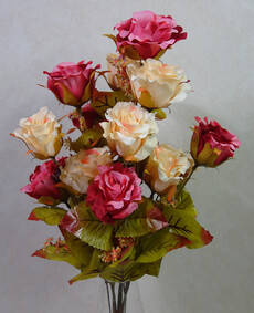 Роза искусственный букет (бело-малиновый)